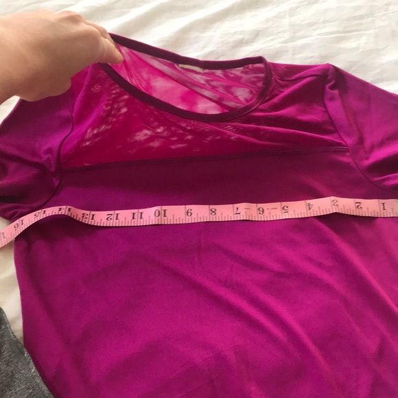 Reebok bundle T-shirt, tank top and shorts - Picture 4 of 5